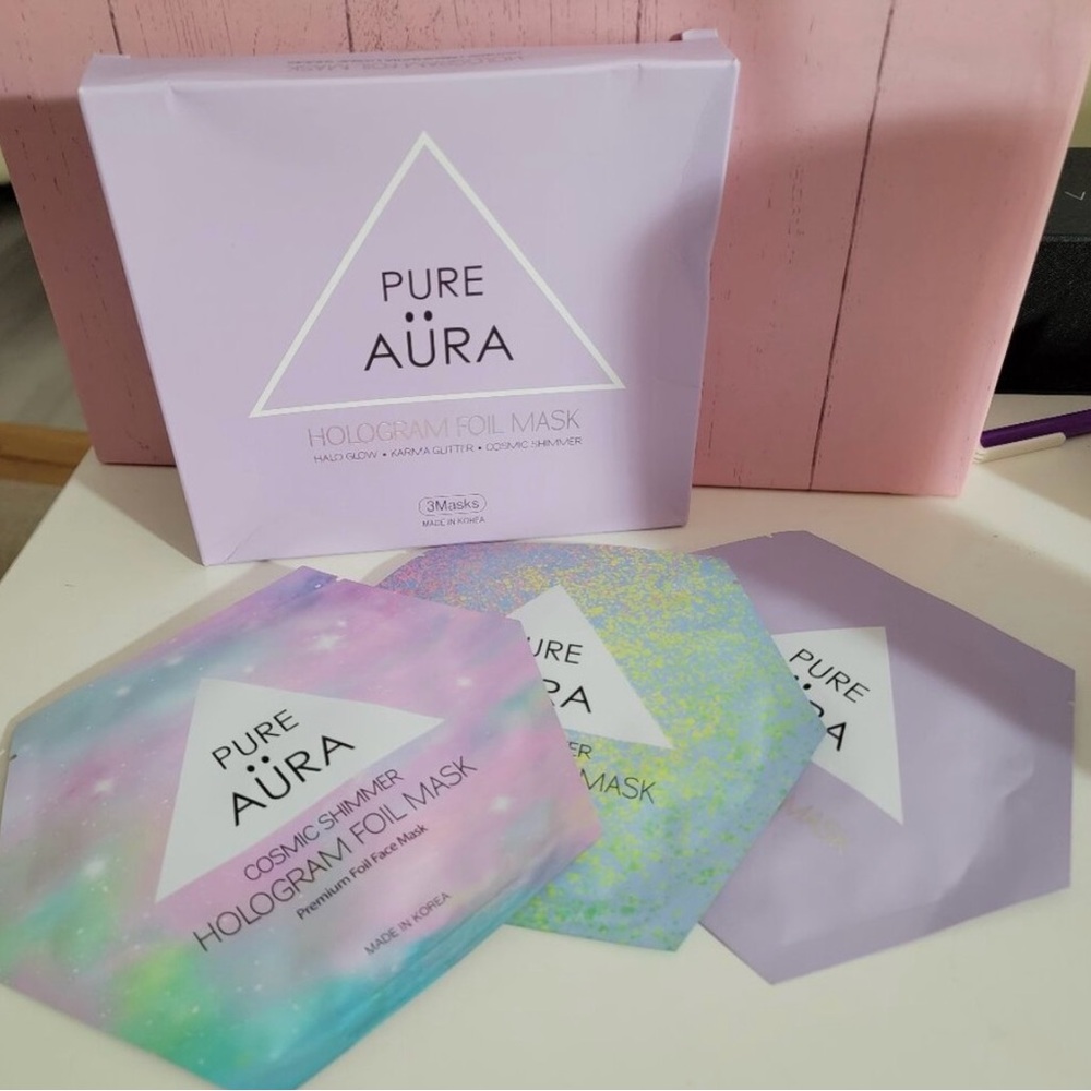 PURE AURA HOLOGRAM FOIL MASK NEW